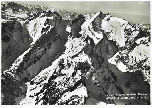 13986179 Appenzell_IR Gebirgspanorama Appenzeller Alpen mit Alpstein Altmann und