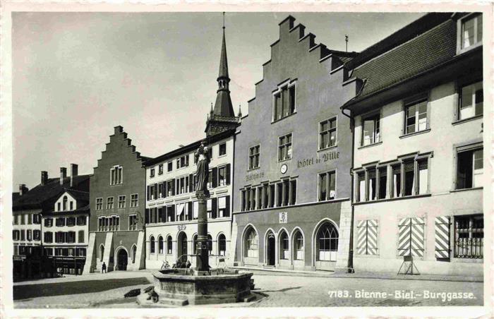 13963785 Bienne_Biel Burggasse Brunnen Hotel Giebelhaeuser