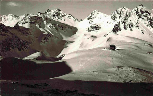 13965747 Piz-Sol-Huette_Schwarzseehorn_GR Panorama hivernal avec Wildseeluecke