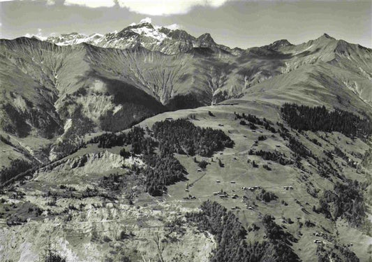 13966017 Schuders avec vue panoramique Scesaplana depuis le panorama alpin du Stelserberg