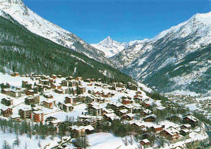 13968815 Wildi_Saas-Fee Vue panoramique sur les Alpes valaisannes du Bietschhorn