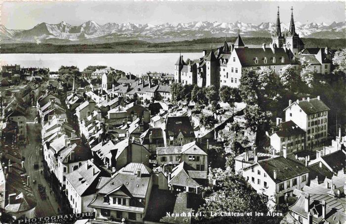 13971101 Neuchâtel_NE Le Château et les Alpes