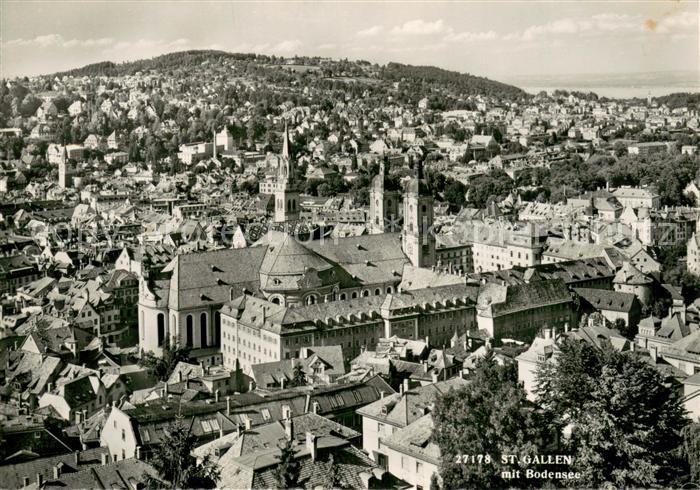 13744180 St Gallen SG Fliegeraufnahme mit Kirche