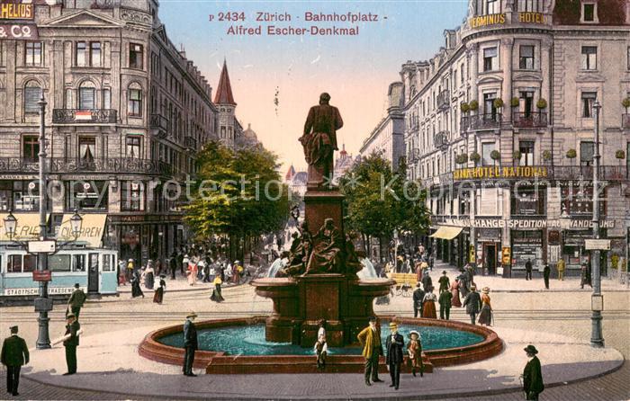 13756709 Zuerich ZH Bahnhofplatz Monument Alfred Escher Zuerich ZH