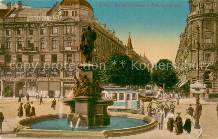 13756747 Zuerich ZH Bahnhofplatz avec Bahnhofstrasse et monument Alfred Escher Zu