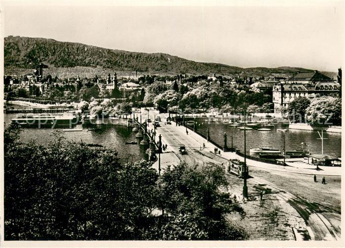 13782348 Zuerich ZH Limmat Quaibruecke und Uetliberg