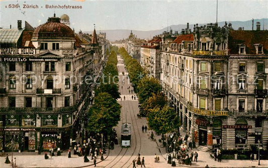 13789273 Zuerich ZH Bahnhofstrasse avec tram Zuerich ZH