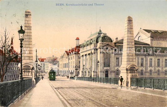 13800317 Bern BE Kornhausbruecke et Tramway du Théâtre Bern BE