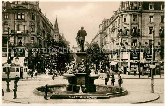 13798047 Zurich ZH Monument Alfred Escher Zurich ZH