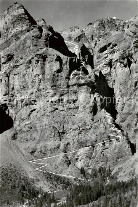 13816105 Gemmipass 2322m VS Leukerbad Kandersteg Die Gemmiwand mit Hotel Wildstr