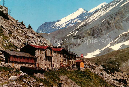 13816296 Gemmipass 2322m VS Berghotel Schwarenbach mit Doldenhoerner