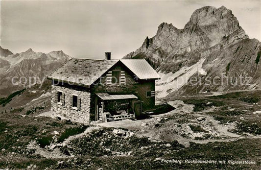 13816401 Engelberg  OW Ruckhuebelhuette mit Rigidalstoecke Unterwaldner Voralpen