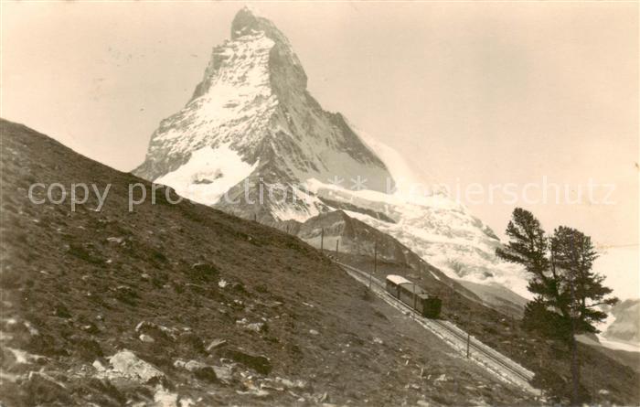 13828571 Zermatt VS Gornergratbahn auf Riffelalp mit Matterhorn Zermatt VS