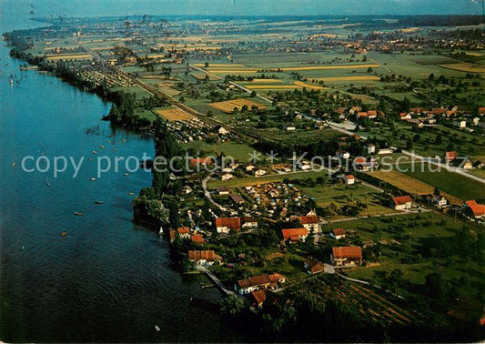 13842956 Landschlacht mit den Campingplaetzen am Bodensee Landschlacht