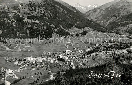 13195825 Prise de vue aérienne de Saas-Fee contre le Bietschhorn Saas-Fee