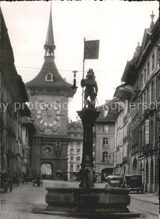 11625103 Bern BE Zaehringerbrunnen Zeitglockenturm Autos