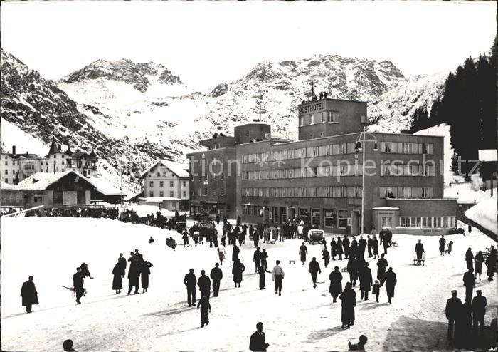 11631106 Arosa GR Bahnhofplatz und Posthotel