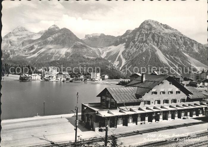 11631131 Arosa GR Bahnhof mit Schiesshorn und Furkahoerner