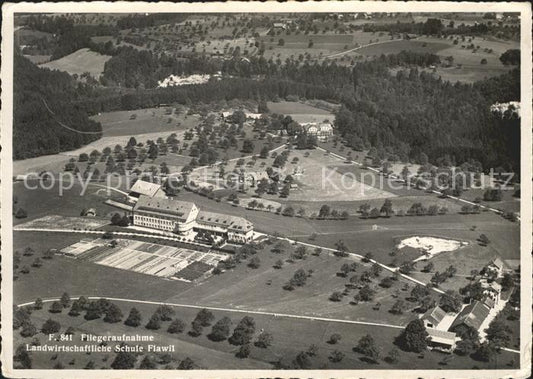 11631256 Flawil Landwirtschaftl Schule Fliegeraufnahme