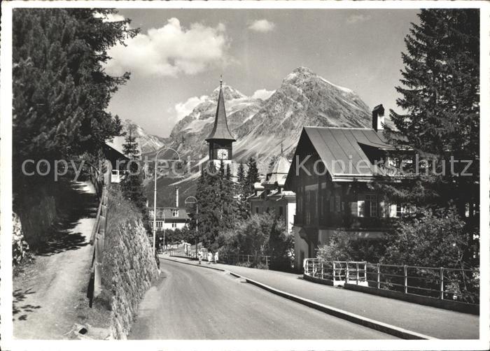 11632088 Arosa GR Dorfpartie mit Kirche