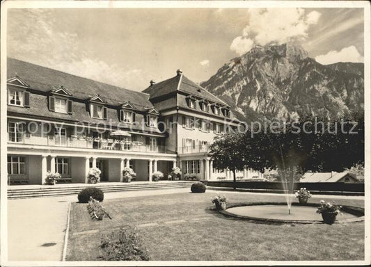 11631770 Glarus GL Pfrundhaus Teilansicht mit Schilt