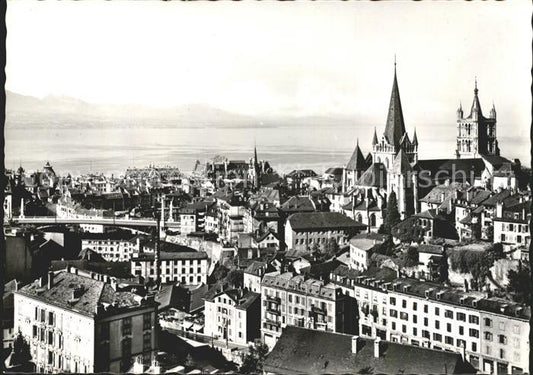 11644184 Lausanne VD Pont Bessieres et la Cathedrale Lac Leman