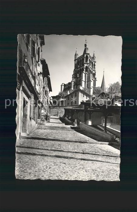 11644392 Lausanne VD Cathedrale et Escaliers du Marche