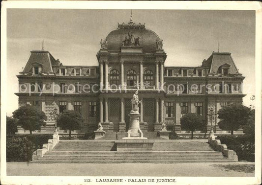 11644494 Lausanne VD Palais de Justice Monument