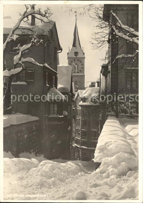 11640972 Zuerich eingeschneit Altstadt Kirche