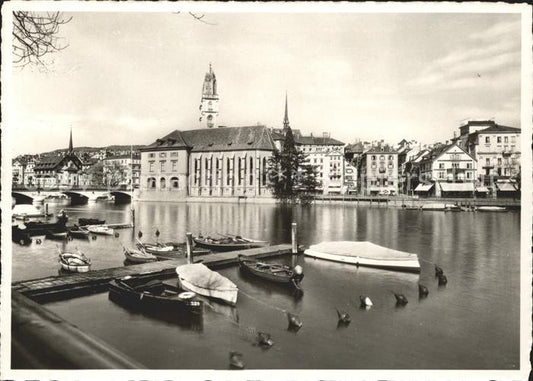 11650345 Zuerich Wasserkirche und Helmhaus