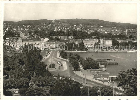 11649616 Zuerich Seepromenade Strassenbahn