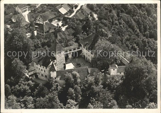 11655618 Château de Kyburg avec photo aérienne de la cour du château