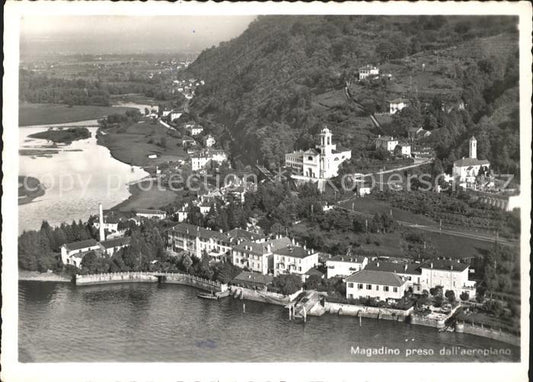 11656296 photo aérienne de Magadino Preso dalL aeroplano