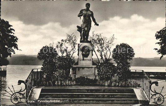 11651626 Staefa Patriotendenkmal Skulptur Zuerichsee