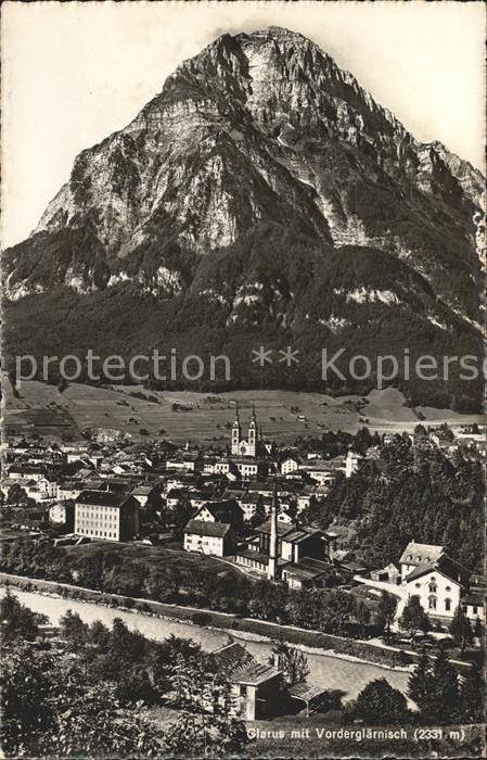 11653127 Glarus GL avec niche frontale Glaern