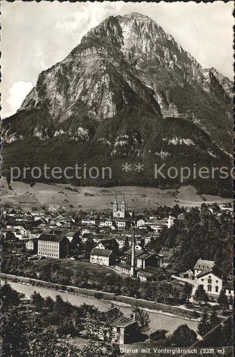 11662730 Glarus GL avec niche frontale Glaern