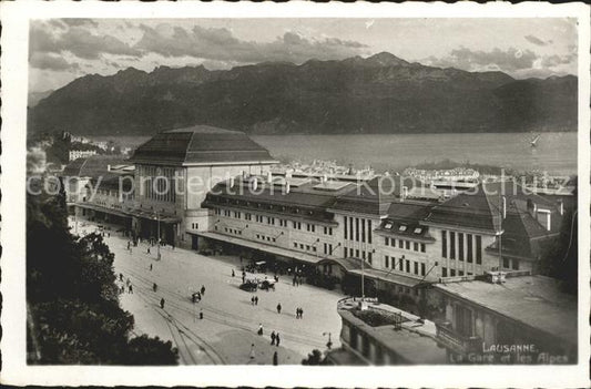 11663148 Lausanne VD La Gare et les Alpes avec Lac Léman