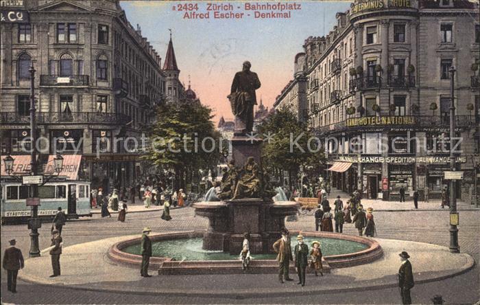 11667669 Zuerich Bahnhofplatz Alfred Escher Denkmal