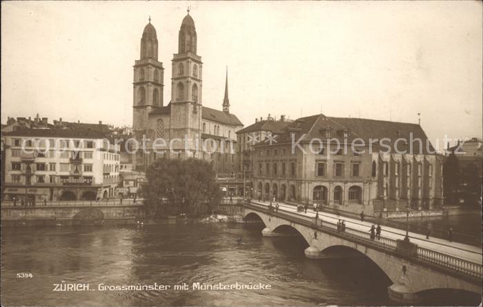 11670299 Zuerich Grossmuenster mit Muensterbruecke Zuerich