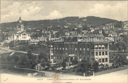 11670797 Ecole d'infirmières de Zurich avec Kreuzkirche Zuerich