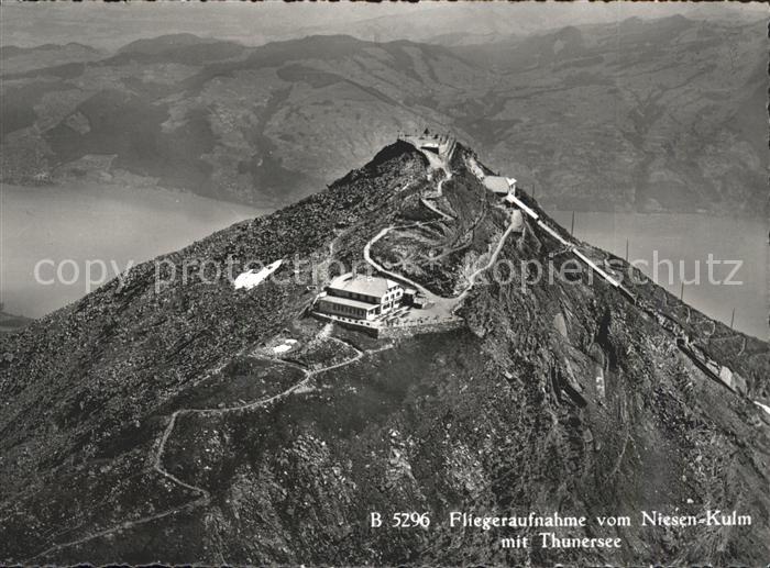 11672474 Niesen Kulm Hôtel Niesen Kulm avec le lac de Thoune Photo aérienne du Niesen