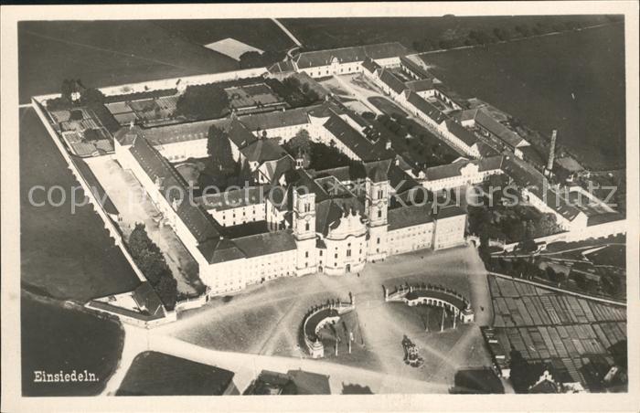 11673088 Einsiedeln SZ Photographie d'aviateur Monastère d'Einsiedeln SZ