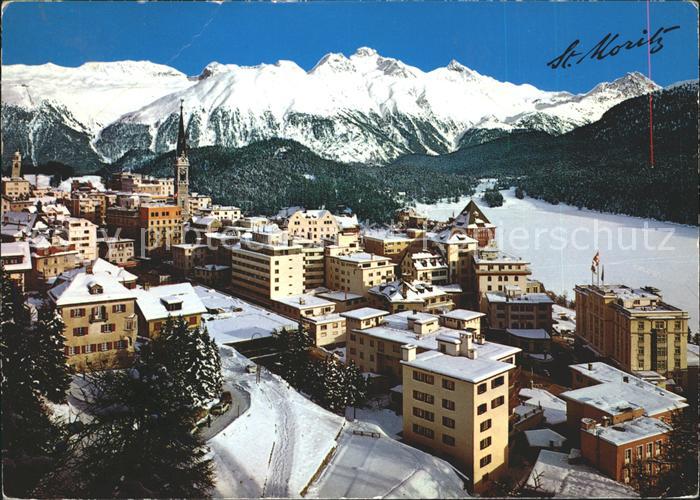 11686773 St Moritz GR Vue sur la ville de Saint-Moritz