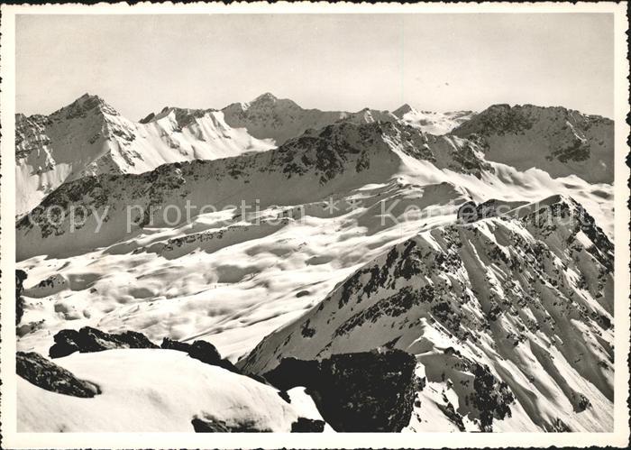 11698412 Arosa GR avec Hoernlihuette Erzhoerner Rothorn et Tschierpen Arosa