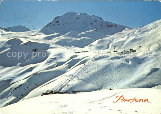 11703296 Davos GR avec Parsennhütte et Weissfluhjoch Davos Platz