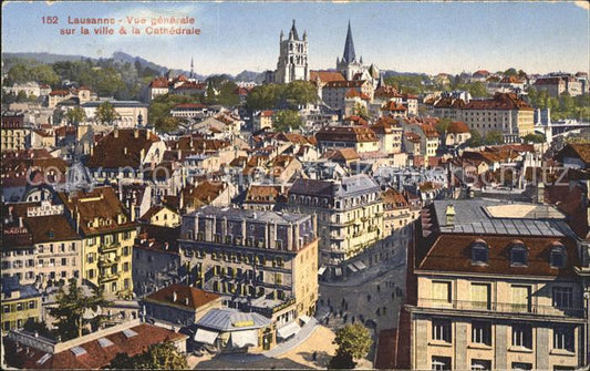 11731853 Lausanne VD Vue générale sur la ville et la Cathédrale Lausanne