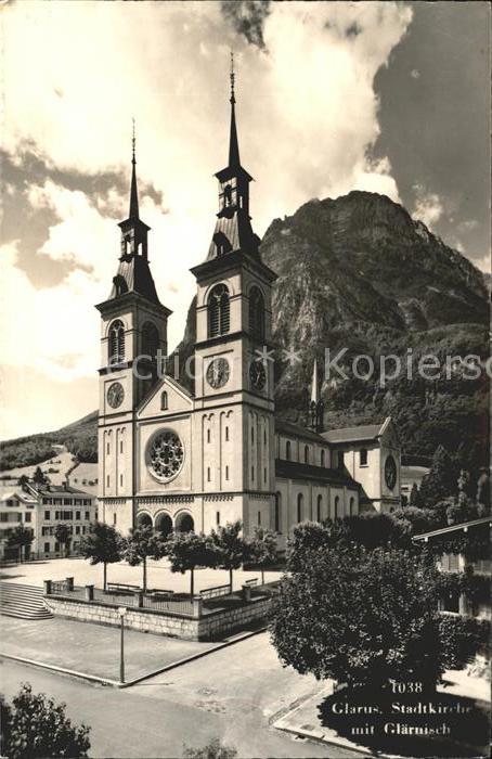 11751424 Église de ville de Glarus GL avec Glaernisch Glarus