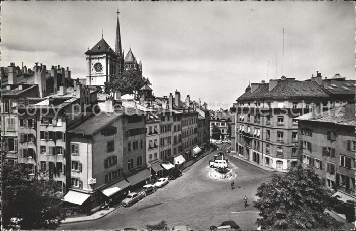 11754658 Genève GE Place du Bourg de Four et Cathédrale de St Pierre Genève