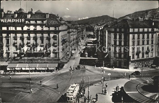 11754895 Genève GE La Rue du Mont Blanc et le Mont Blanc Genève