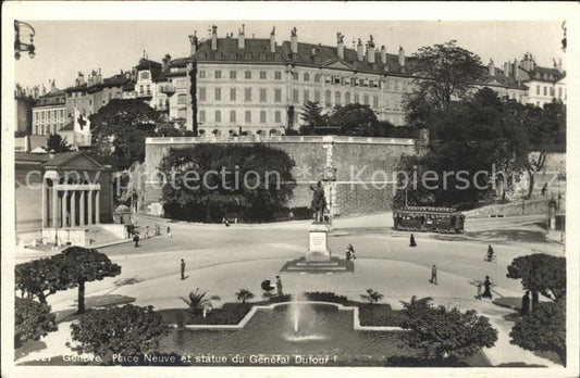 11754935 Geneve GE Place Neuve et statue du Général Dufour Geneve